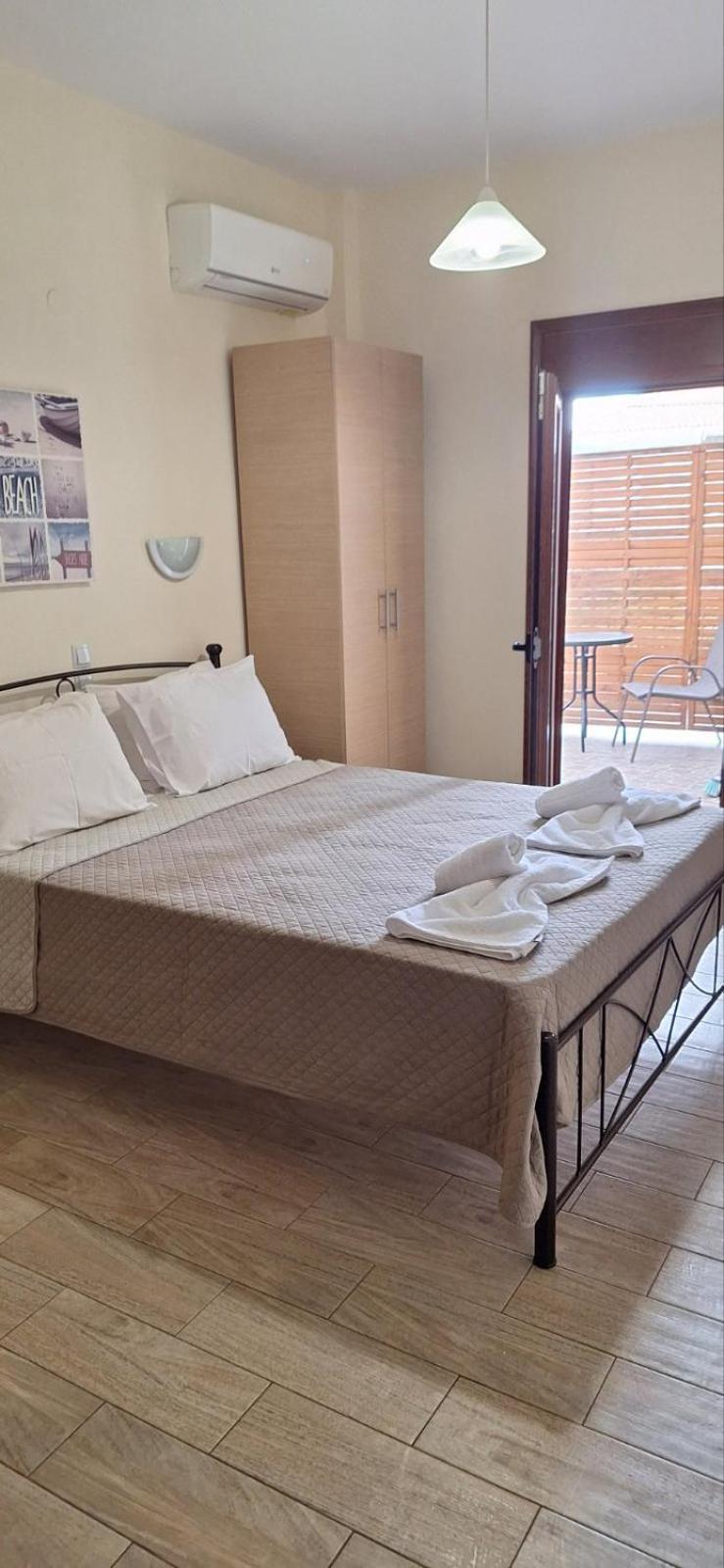Apartmán Diolkos 2 Nea Roda Pokoj fotografie